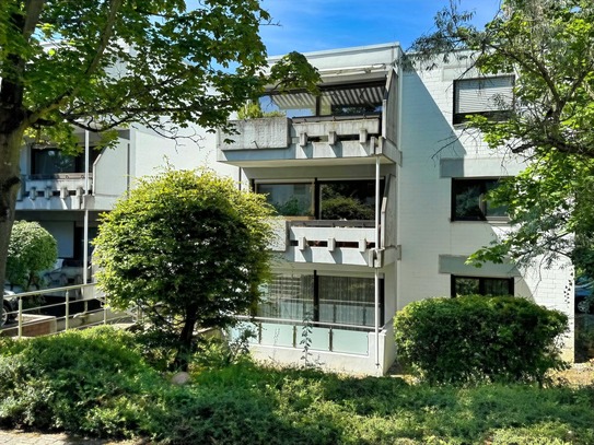 Schöne 2-Zimmer-Wohnung mit großem Balkon