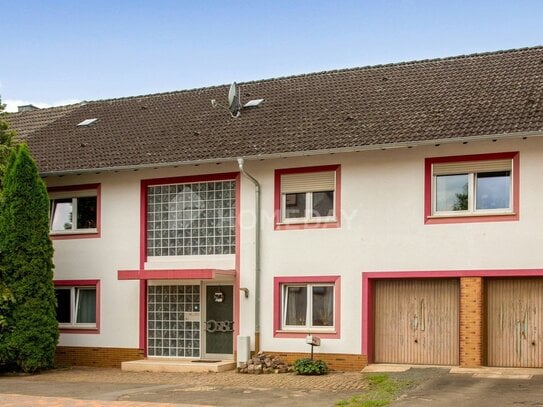 Großzügiges Zweifamilienhaus mit riesiger Terrasse, Garten, Balkon, EBK und Tageslichtbädern