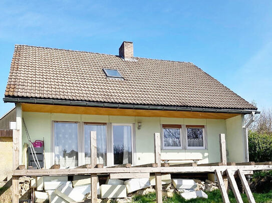 Renovierungsbedürftiges 1-Familienhaus mit ca. 1000 m² Grundstück in Nagel/OT Reichenbach