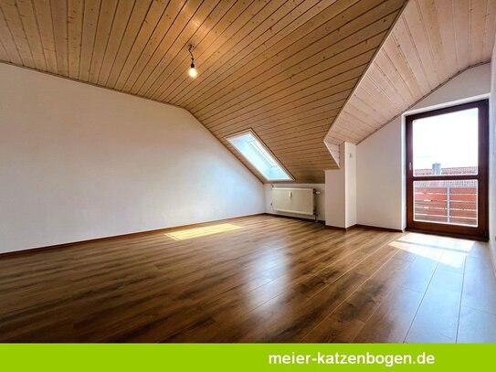 2-Zimmer-Dachgeschosswohnung mit Balkon, Küche und Tiefgarage in Ingolstadt