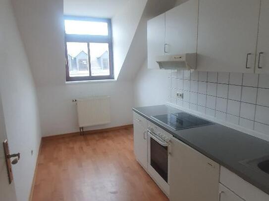 Ihre neue DG Wohnung mit EBK