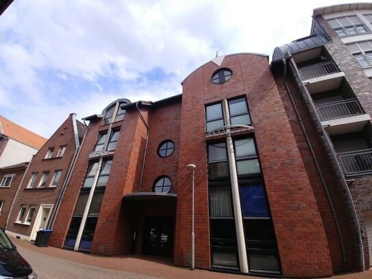 Moderne 3 Zimmer-Wohnung mit Balkon und Aufzug am Dom