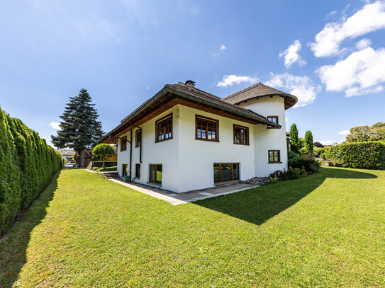 Landhausvilla mit beeindruckendem Garten in Gaienhofen am Bodensee !