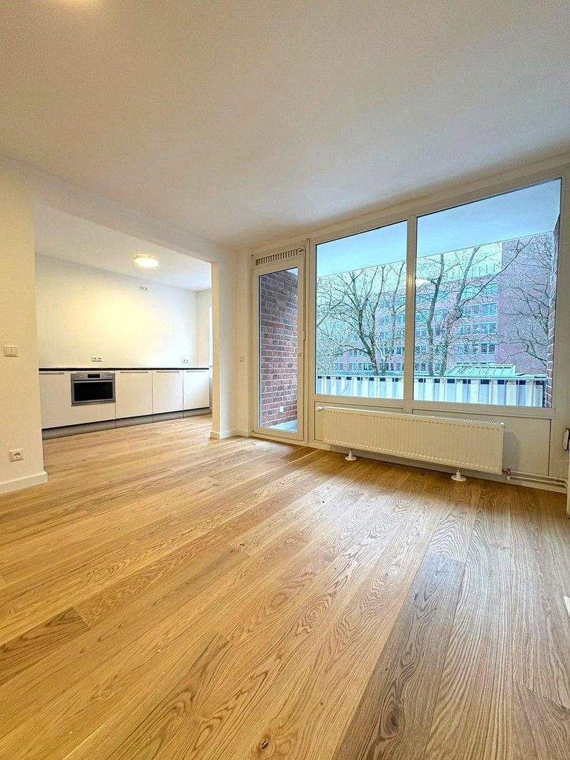 Moderne, helle 2 Zimmer Wohnung mit Balkon