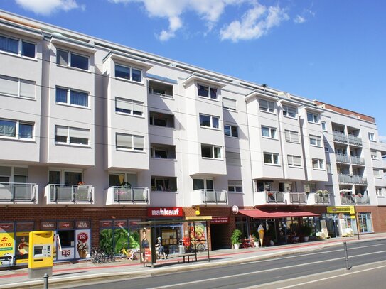 Striesen; zentrale Lage, tolle 2-Raum-Wohnung mit großem Balkon!!!