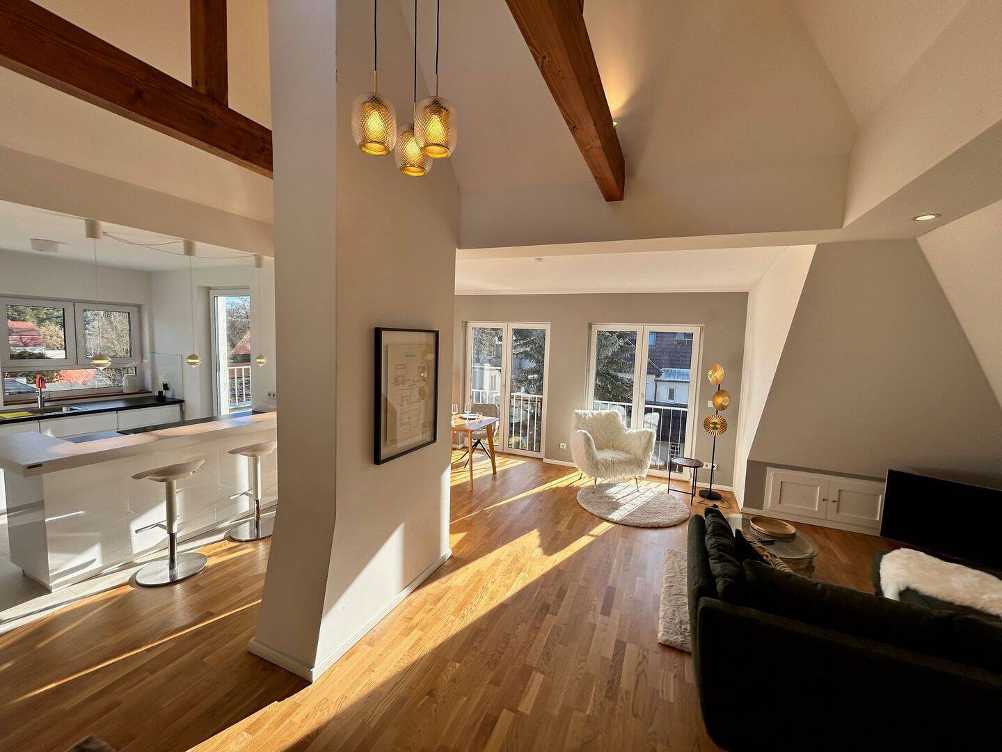 Penthouse mit Terrasse im Grünen - Foto 1