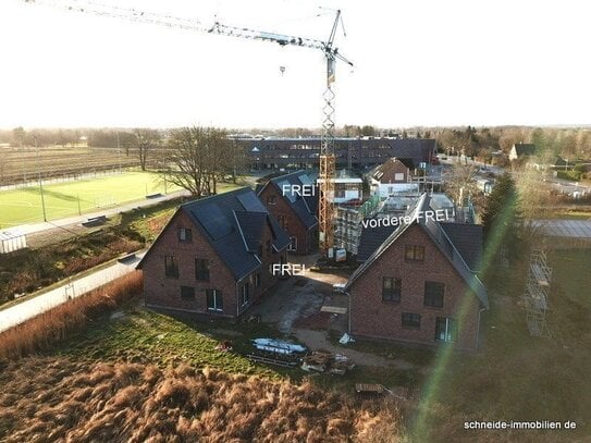 *Neubau/Erstbezug* Familienfreundliche gelegene 5-Zimmer-Doppelhaushäfte mit Terrasse und Garten