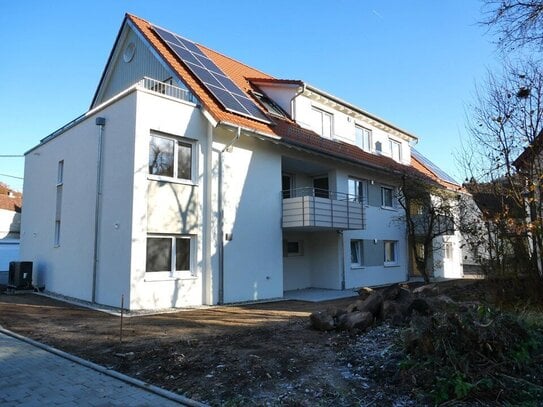 Klasse Wohnung mit Terrasse und Gartenanteil!