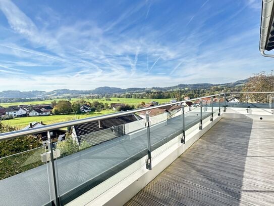 Neue Penthouse-Dachterrassenwohnung mit Panoramablick in ruhiger Lage