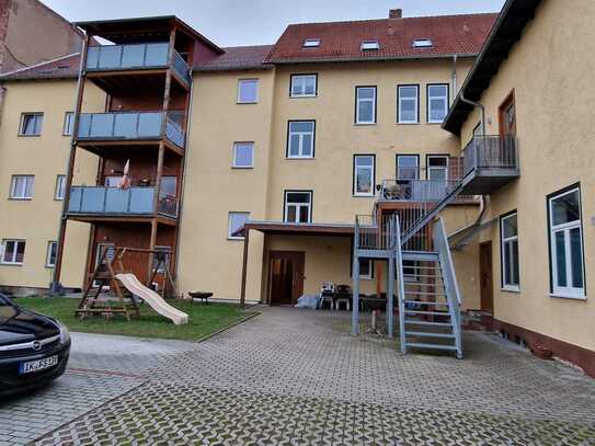 Zwei Raum Wohnung in Arnstadt in einem ruhigen Hinterhaus