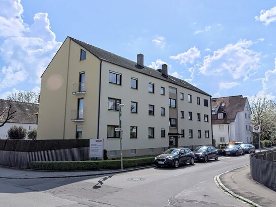 Ideal geschnittene 3 ZKB Dachgeschosswohnung in ruhiger Lage von Augsburg - Haunstetten