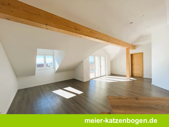 Großzügige 3-Zimmer-Dachgeschosswohnung mit traumhafter Aussicht