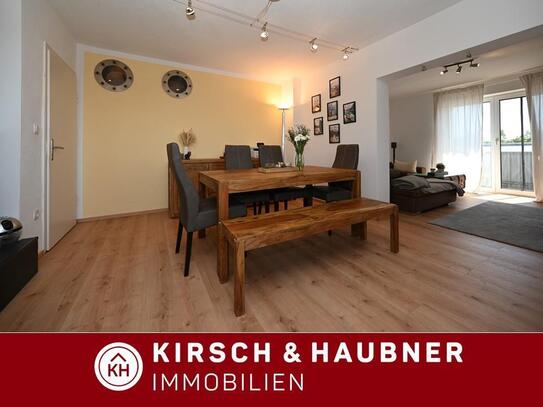 Renovierte Wohnung mit Blick bis zur Altstadt - Neuwertige Einbauküche inklusive! Neumarkt - Nähe Schlossbad