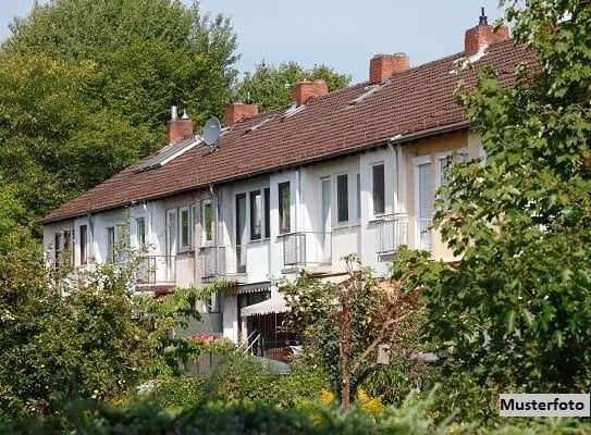 Reihenendhaus mit Garage