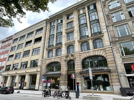 Ca. 29 m² große Bürofläche vis à vis der Alster