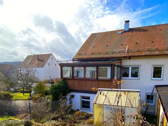 Schnäppchen! Gepflegtes Einfamilienhaus mit Wintergarten in Neukirchen