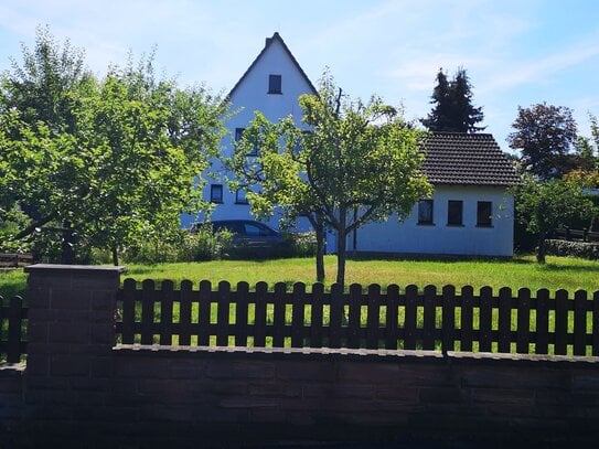 Architektenhaus in citynaher Lage mit großem Garten