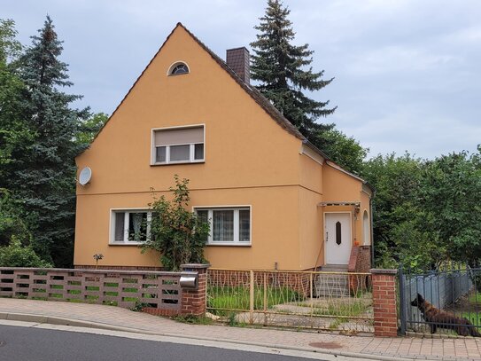 Torgau-Annaberg, OT Prettin - Ruhiges und sonniges EFH mit Terrasse und einem großen Garten