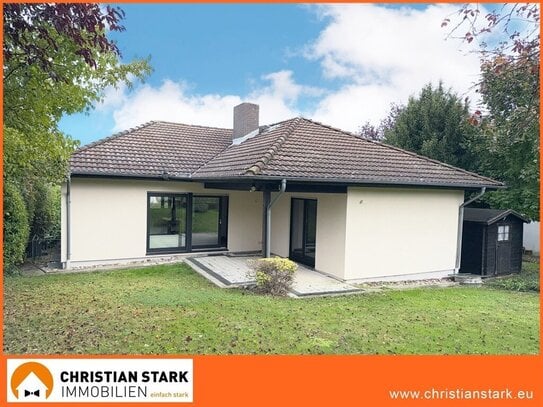 -Reserviert- Wohnidylle direkt an den Weinbergen: charmanter Bungalow mit 574 m² Grundstück !