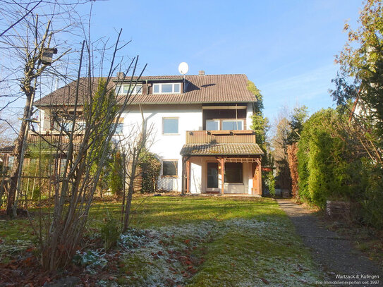 Doppelhaushälfte in ruhiger Lage, großes Grundstück, viele Zimmer, OT von Wendelstein