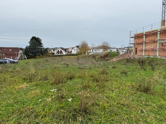 Baugrundstück für 6 Reihenhäuser in Gschwend