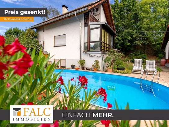 Traumhaus mit Einliegerwohnung, Pool und Garten wenige Meter von der Schweizer Grenze