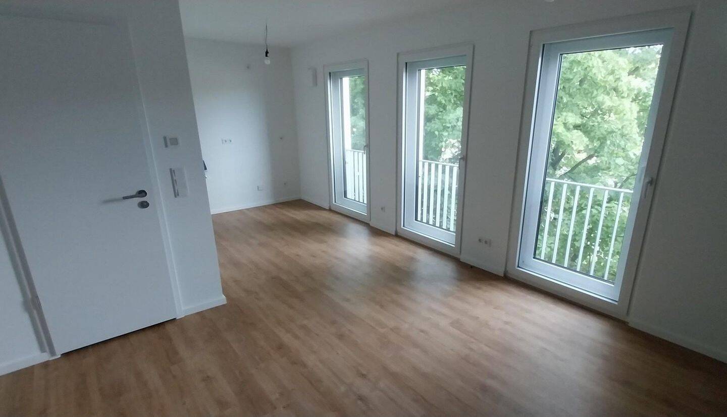 Helles, möbliertes Neubau-Apartment mit Top-Anbindung in Schöneberg - Photo 1