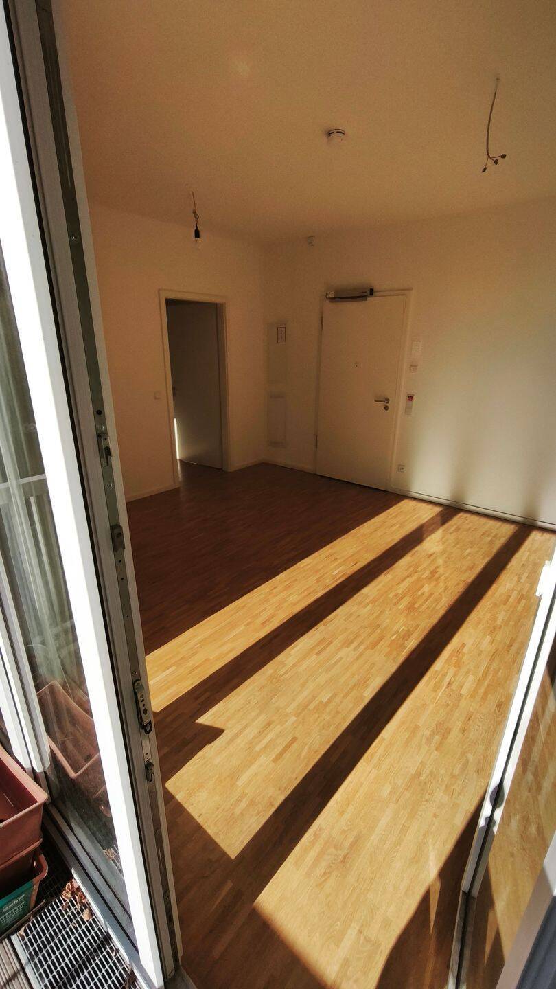 Zweitbezug: Wunderschöne 1,5 Zimmer Wohnung im ruhigen Hinterhaus mitten in Szenekiez Neukölln - Foto 1