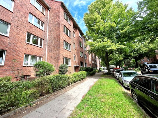 Barmbek-Süd: gut vermietete 2-Zimmer-Wohnung mit Balkon