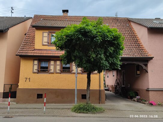 Preis reduziert - charmantes EFH mit Scheunenbauplatz, Schopf und Garten