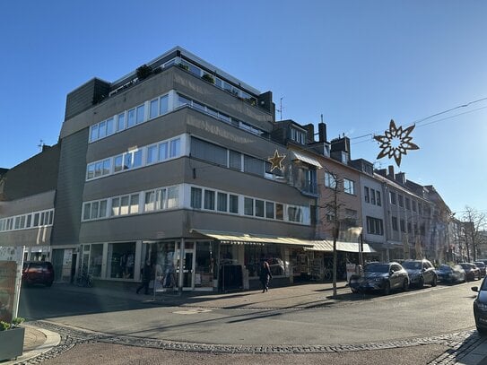 Schicke Büro-/Praxisflächen in 52349 Düren, mit Dachterrasse und Fahrstuhl