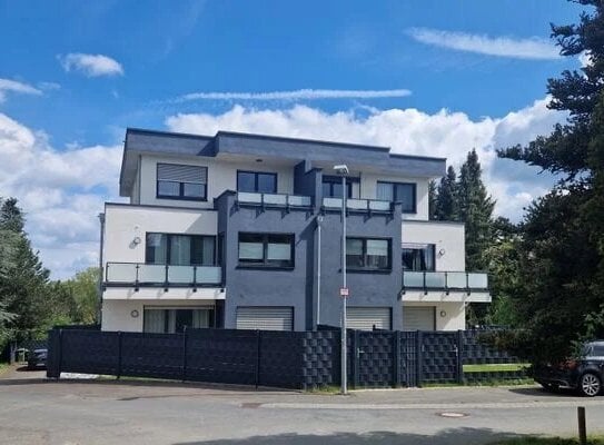 Moderne 2-Zimmer-Wohnung mit Balkon und Stellplatz