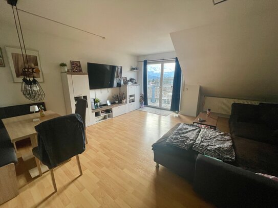 Geräumige 3-Zimmer-Maisonette-Wohnung mit Balkon und Garage in Sonneberg!