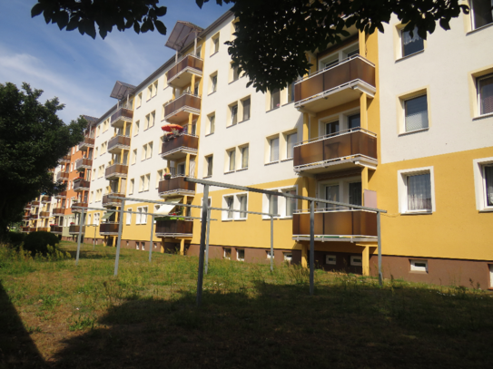 schicke 3 Raum- Wohnung mit Balkon