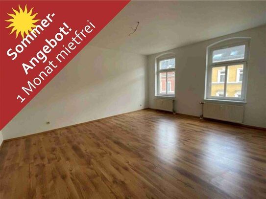 +++ 1 Monat mietfrei! Helle 3 Zimmer-Wohnung mit Balkon und Aufzug in Bernsdorf +++