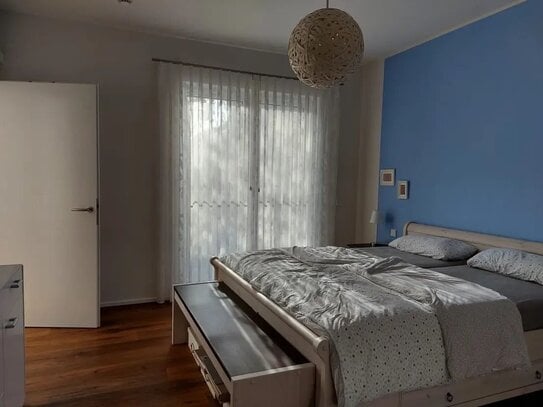 Krefeld Hüls, 93 qm, 2 Zimmer, Erdgeschosswohnung zu vermieten