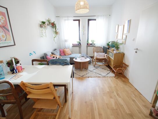 Modernisierte 3 Zimmer-Wohnung im charmanten Altbau einer urbanen ruhigen Wohnlage nähe Hauptbahnhof