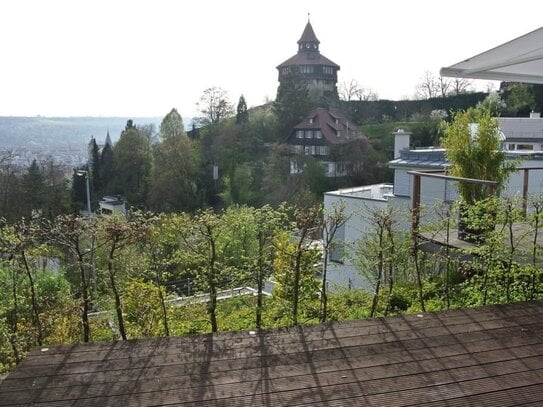 Esslingen: Schöne Gartengeschosswohnung mit Blick auf die Burg