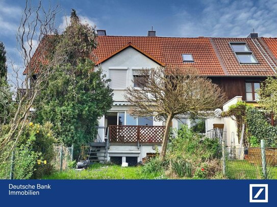 Ein Zuhause zum Verlieben - Modernisiertes Reihenmittelhaus mit eigenem Garten.