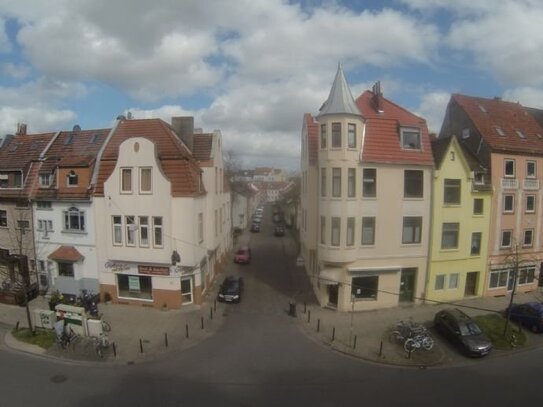 Erstbezug n. Renov. Walle, Dorumstraße kleine 2 Zi.-Wohnung ohne Einbauküche und Laminatfußboden