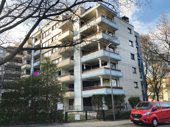 Gropiusweg/Querenburg: modern-geschnittene 3,5-Zimmerwohnung im 3.OG mit Balkon und Fernblick ! (360° Rundgang)