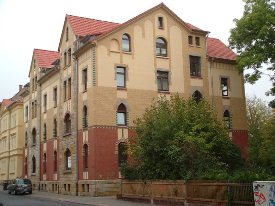 Gemütliche Dachgeschosswohnung mit Loggia