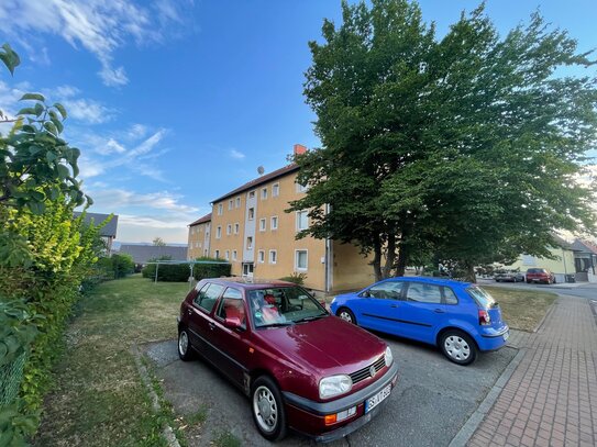 1-Zimmer-Wohnung in gepflegtem Zustand mit 27,16 qm im 2. OG