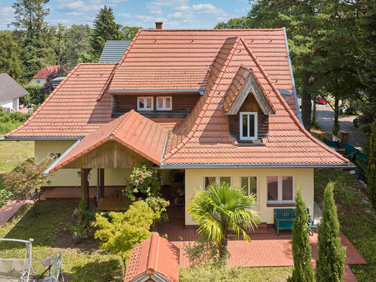 Charmantes Einfamilienhaus in historischem Glanz