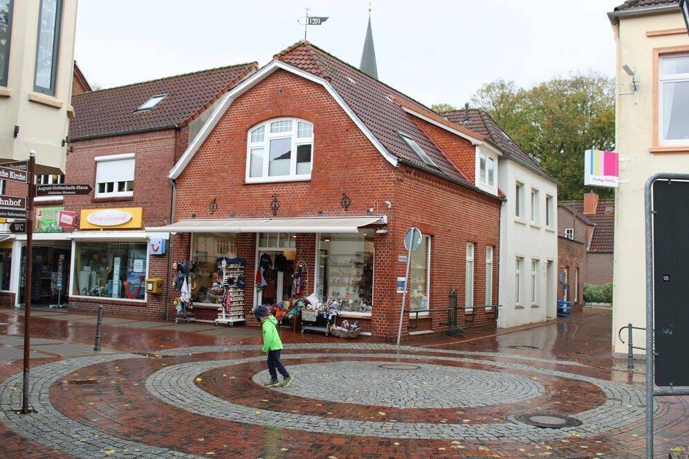 Real Estate Title Image Background