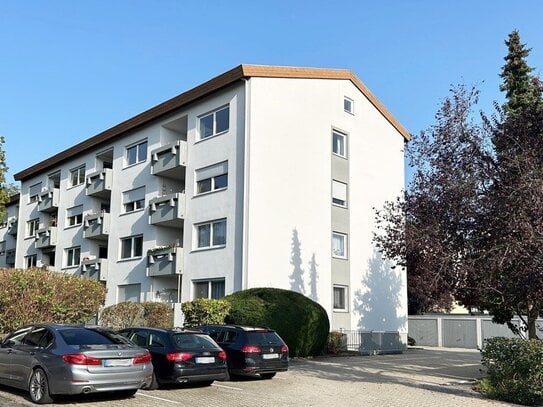 Helle und freundliche 3-Zimmer-Wohnung mit Loggia und Garage im Straubinger Süden