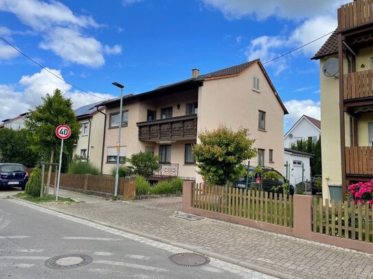 Charmantes Mehrfamilienhaus mit charakteristischem Garten in zentraler Lage von Erligheim