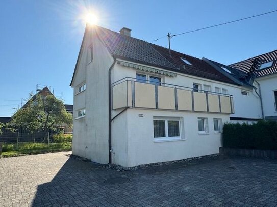 Bezugsfreies Zweifamilienhaus in Blaustein-Wippingen