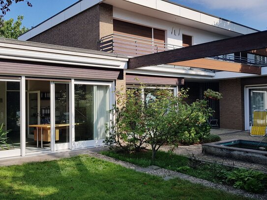 Wohnen und Arbeiten in Gartenlandschaft Architektenhaus in Euskirchen, Citynahe Südstadtlage