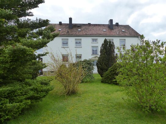 Ländlich gelegene 3-Raumwohnung in der Gemeinde Cavertitz/Lampertswalde mit Einbauküche, Garten und Garage zu vermieten